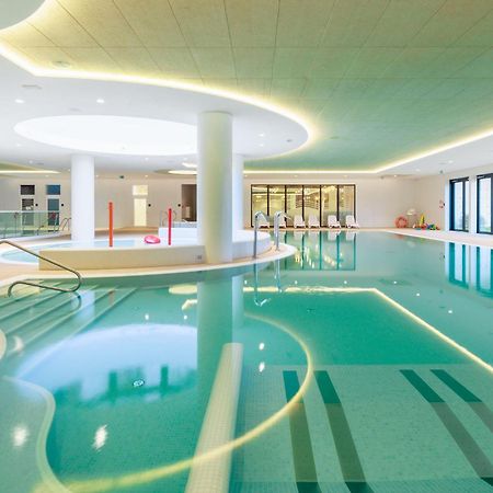 Apartament Prestige Z Dostepem Do Basenow,Strefy Saun,Jacuzzi - Pinea Apartments Pobierowo-Sannel Apartments For Rent エクステリア 写真