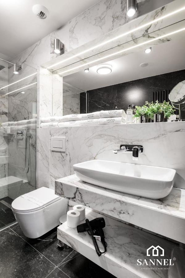 Apartament Prestige Z Dostepem Do Basenow,Strefy Saun,Jacuzzi - Pinea Apartments Pobierowo-Sannel Apartments For Rent エクステリア 写真