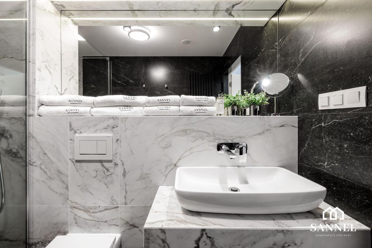 Apartament Prestige Z Dostepem Do Basenow,Strefy Saun,Jacuzzi - Pinea Apartments Pobierowo-Sannel Apartments For Rent エクステリア 写真